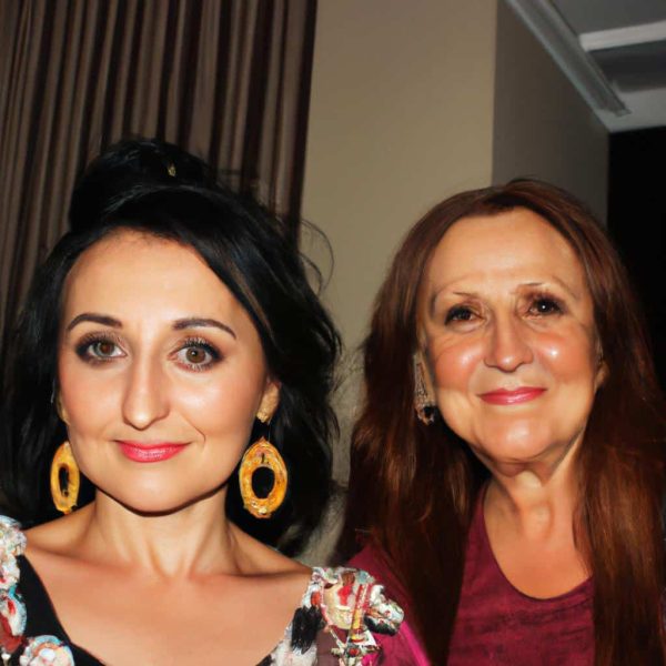 Ruyada Arkadasinin Annesini Gormek