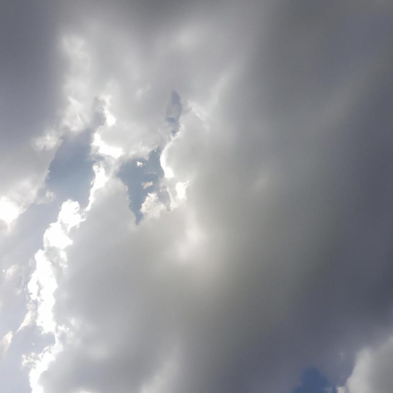 Ruyada Beyaz Bulut Gormek