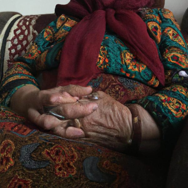 Ruyada Biyikli Kadin Gormek