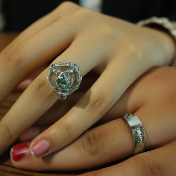 Ruyada Evli Birinin Nisanlandigini Gormek