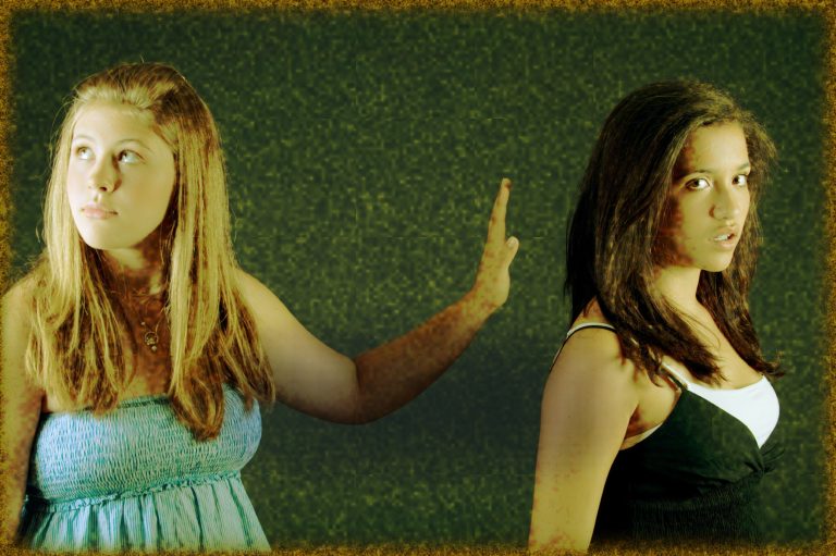 Rüyada Görümce İle Kavga Etmek