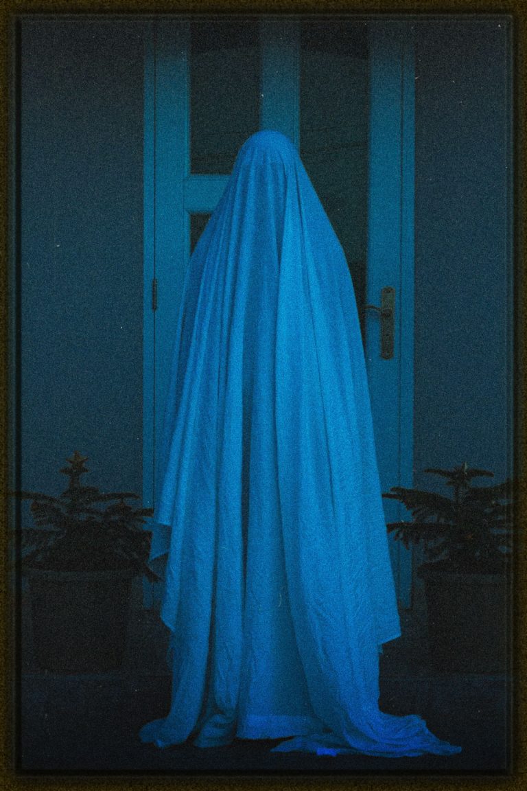 Rüyada Görünmez Olmak