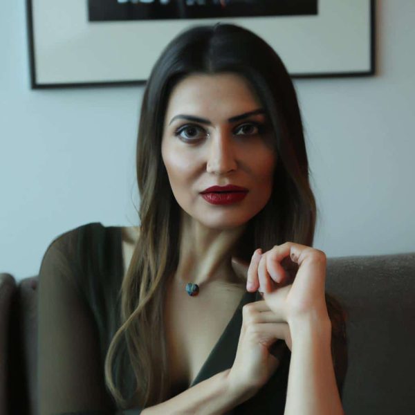 Ruyada Guzel Kadin Gormek