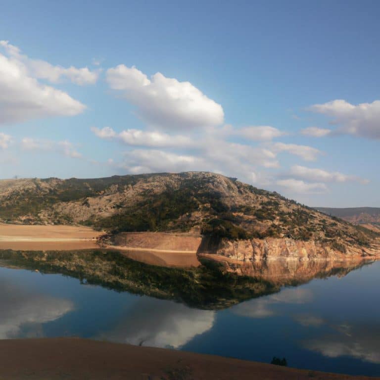 Ruyada Opusmek Dudaktan