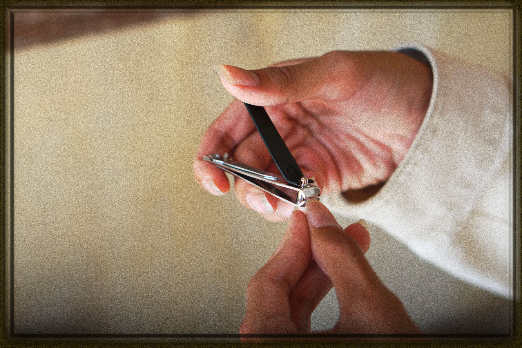 Rüyada Tırnak Kesmek