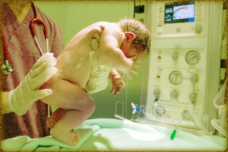 Rüyada Yeni Doğmuş Bebek Görmek