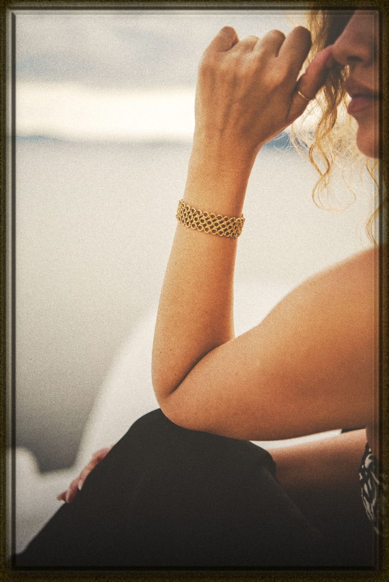 Rüyada Altın Bilezik Takmak