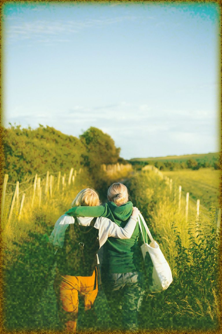 Rüyada Küs Olduğun Birini Görmek