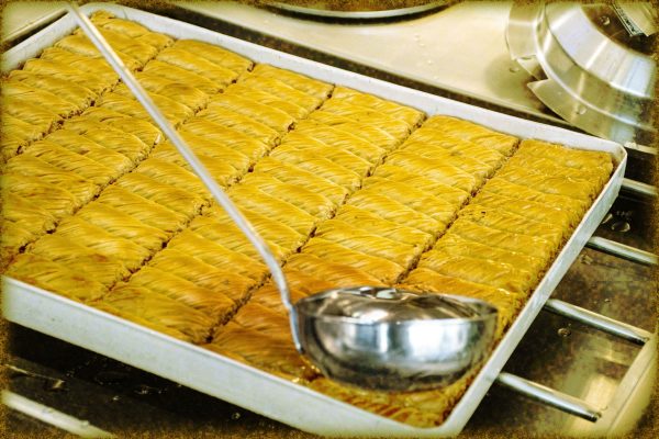 Rüyada Baklava Yapmak